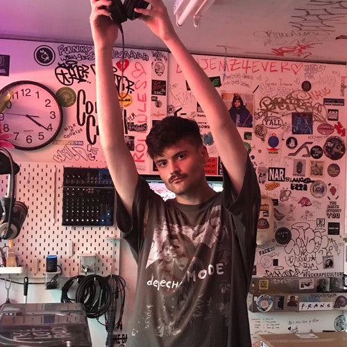 Model/Actriz's 'Dogsbody' is an emotional map of New York - Document Journal
