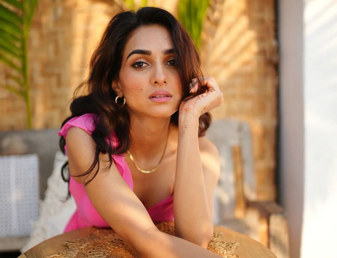 Kritika Singh: 'Dharam Patnii' Can Be A Game-Changer In My Career - Outlook India